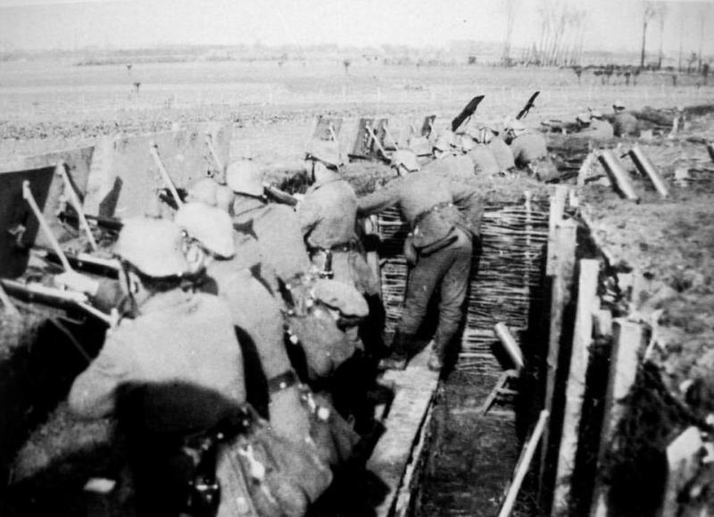 A Fabulous, Imperial German WW1, Steel, Folding Sniper Shield. Western Front Recovery In Great Surviving Condition.