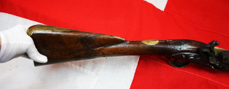 A Fine 18th Century Historic Blunderbuss With Brass Flared Mouth Barrel, Fine Walnut Stock and Engraved Brass Furniture. By Griffin and Tow London Circa 1775. One Of England's Great Gunsmith Partnerships